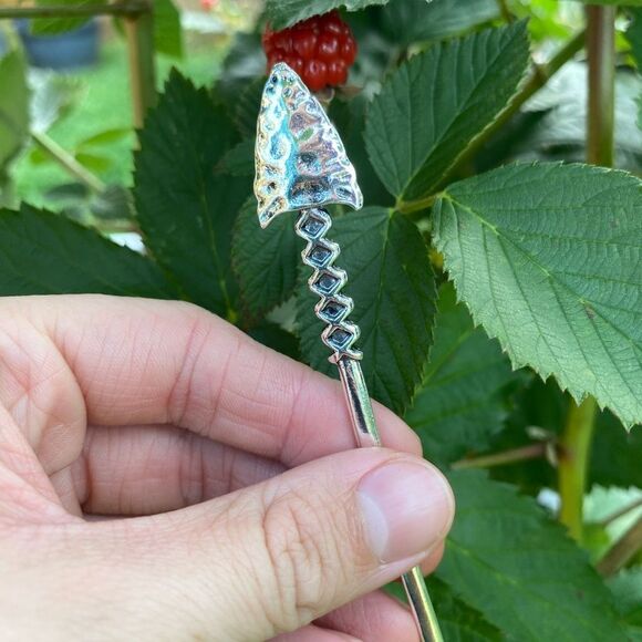 Bohemian Arrow Hairpin Silver tone  details, Elegant Unique Design - Picture 5 of 6
